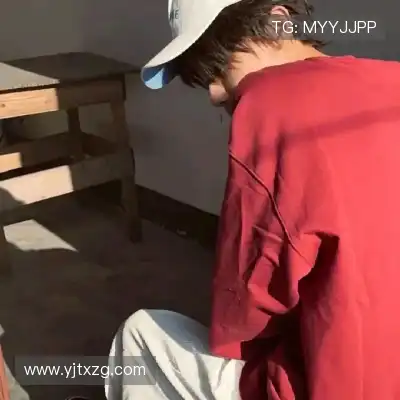 华菁俭